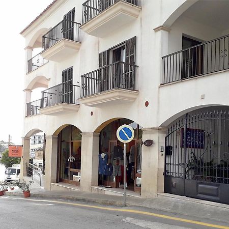 Apartamentos Vista Al Puerto Cala Figuera  Luaran gambar