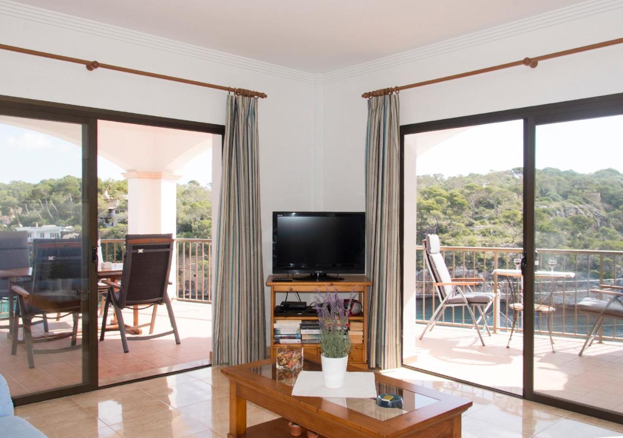 Apartamentos Vista Al Puerto Cala Figuera  Luaran gambar
