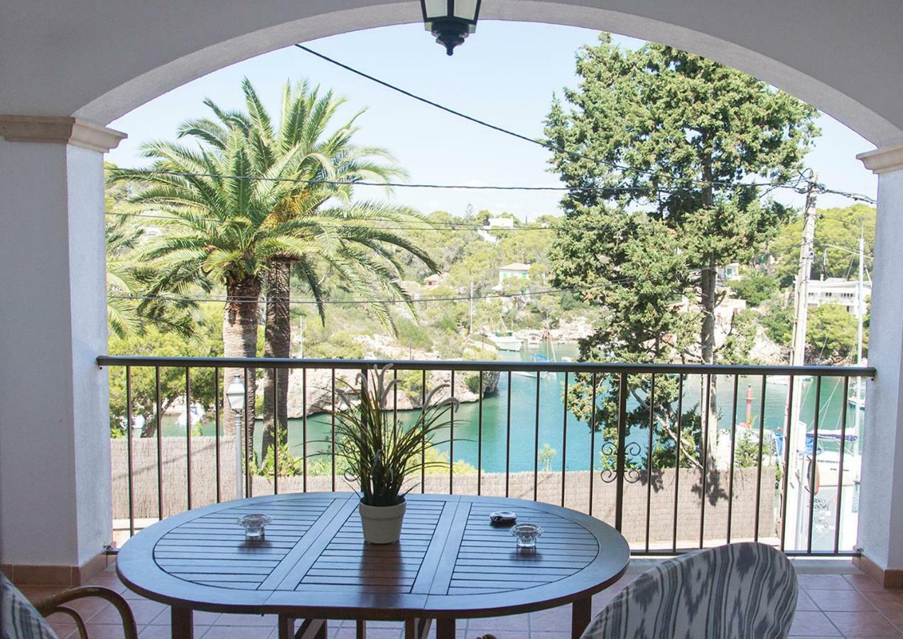 Apartamentos Vista Al Puerto Cala Figuera  Luaran gambar