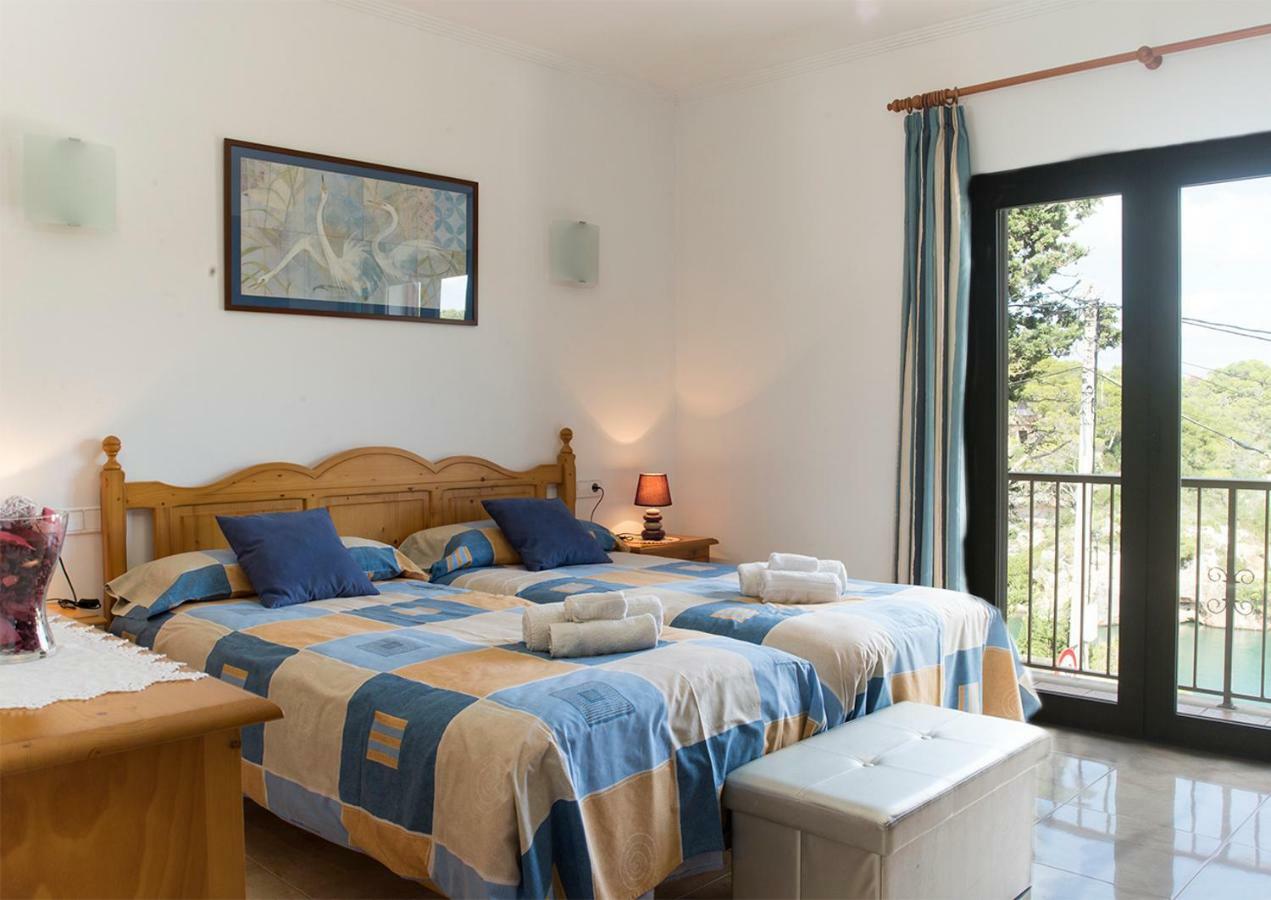 Apartamentos Vista Al Puerto Cala Figuera  Luaran gambar