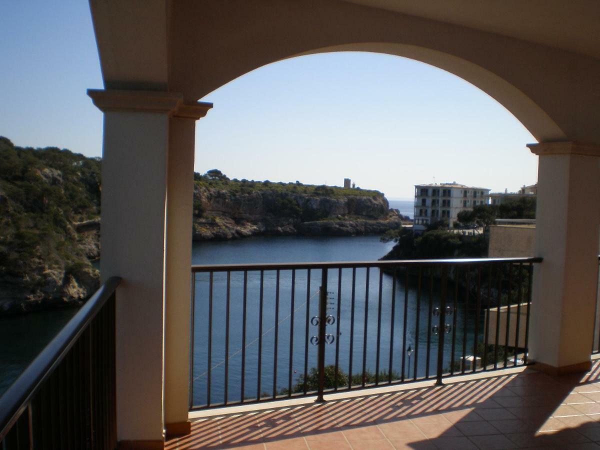 Apartamentos Vista Al Puerto Cala Figuera  Luaran gambar